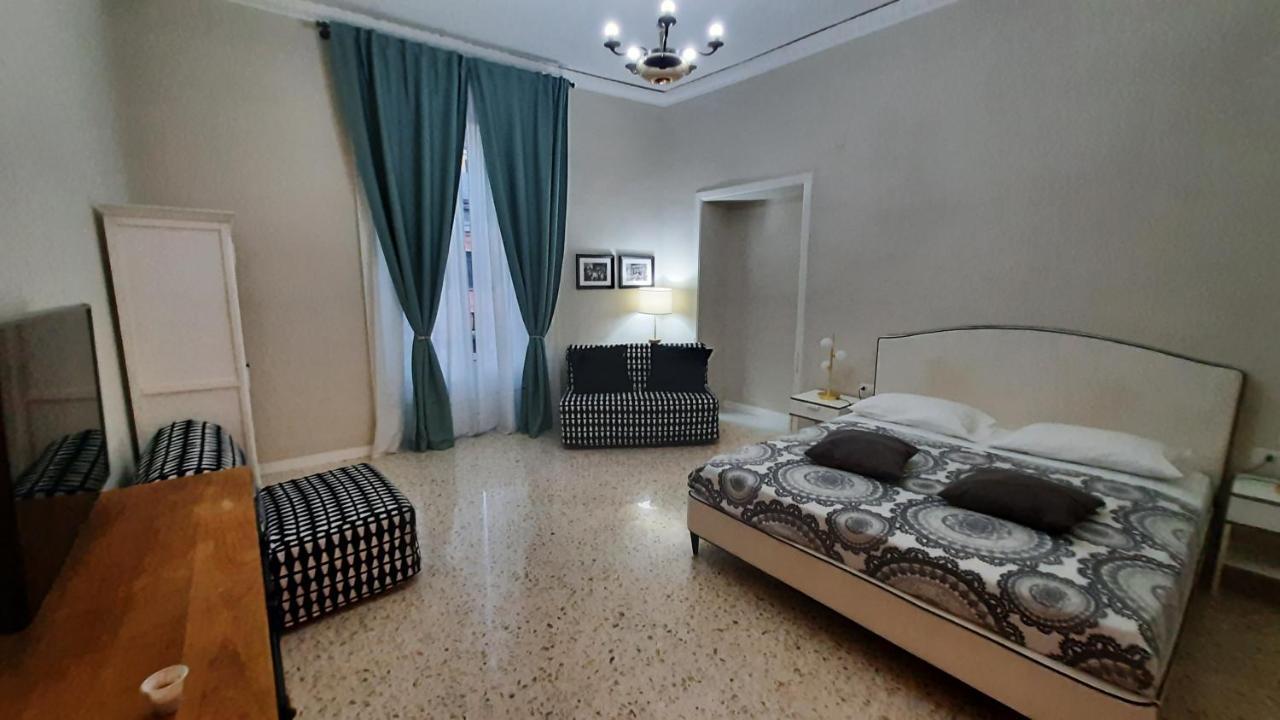 شقة Palazzetto Di Neubourg نابولي المظهر الخارجي الصورة